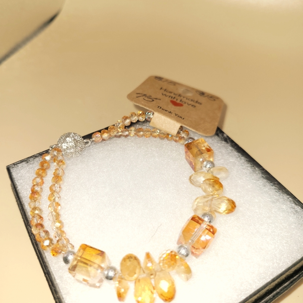 Elegant Orange Beaded Bracelet